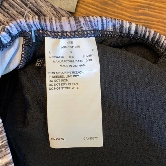 NIKE Swimsuit - Picture 6 of 7